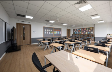 ĐẦU TƯ CƠ SỞ VẬT CHẤT, HỆ THỐNG TRƯỜNG PHƯƠNG NAM