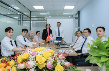 TRUNG CẤP PHƯƠNG NAM TRONG KỶ NGUYÊN VƯƠN MÌNH