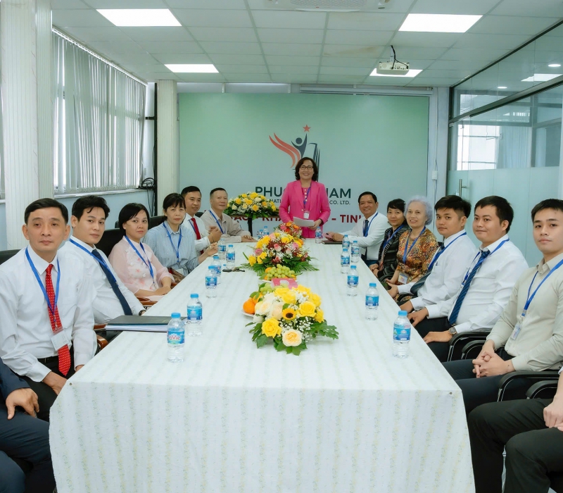 Mô hình quản trị và vận hành chuyên nghiệp